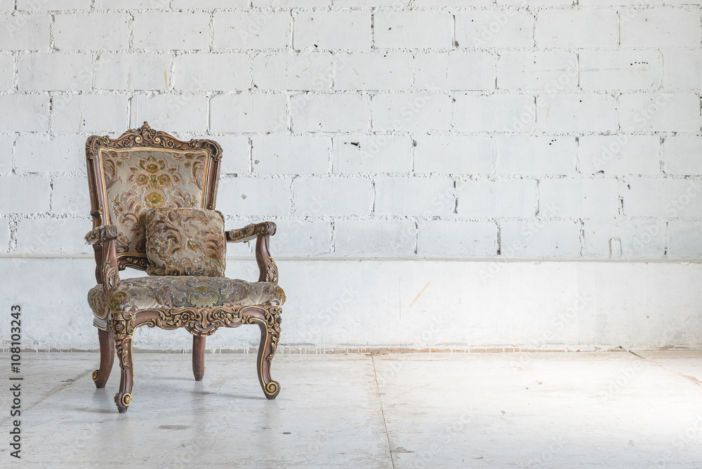 classic chair style in vintage room