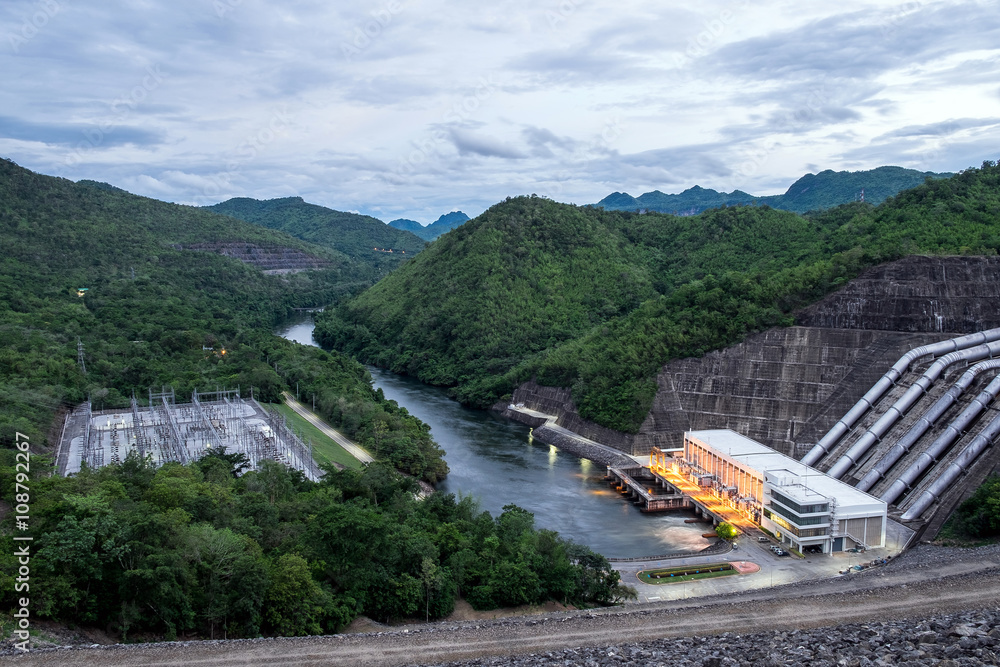 大坝srinakarin青山湖发电厂地标kanchanaburi