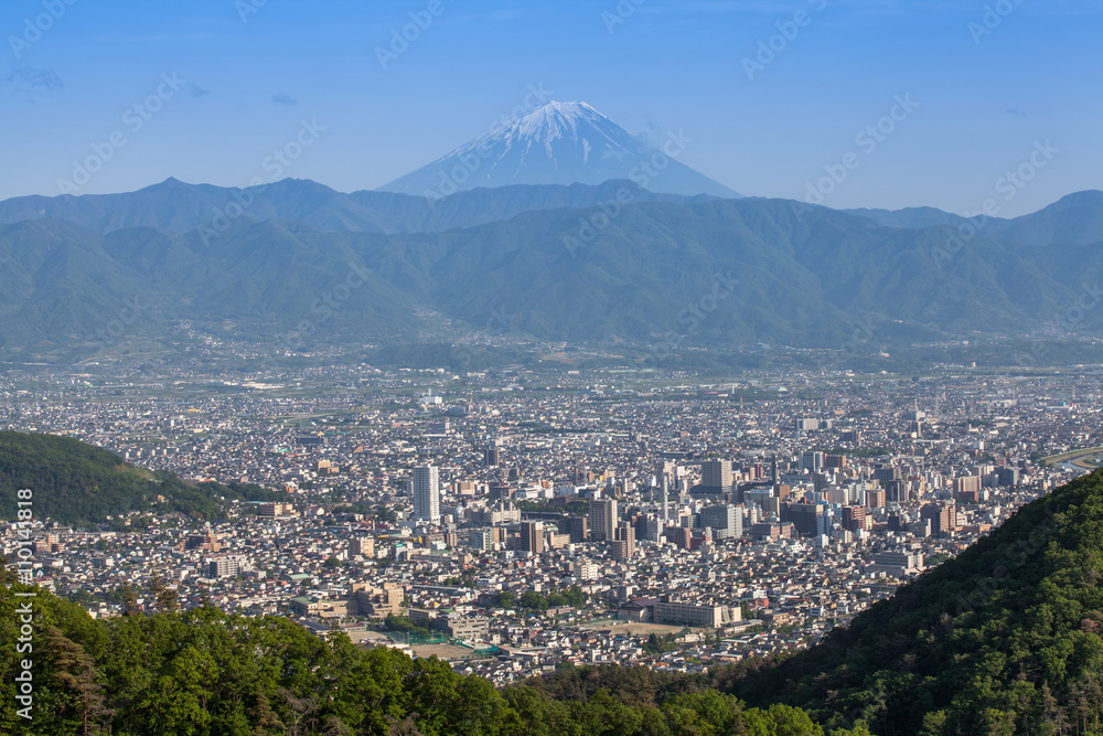 春季富士山和高富市