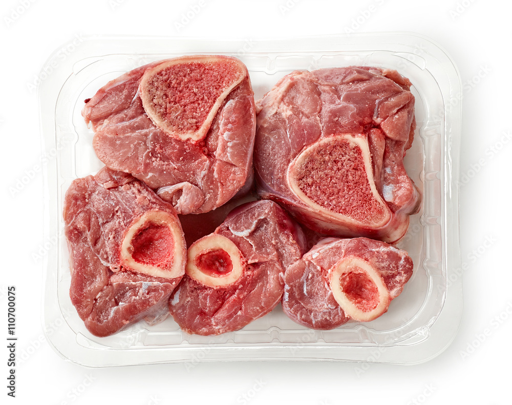 raw beef cuts in plastic try