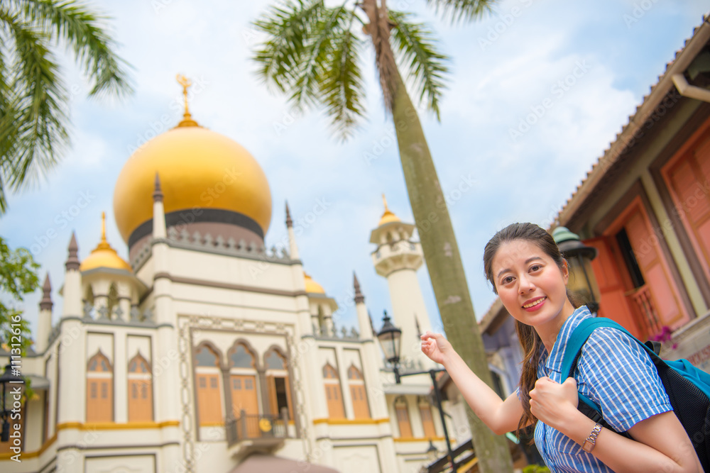 快乐亚洲女性新加坡之旅，苏丹清真寺