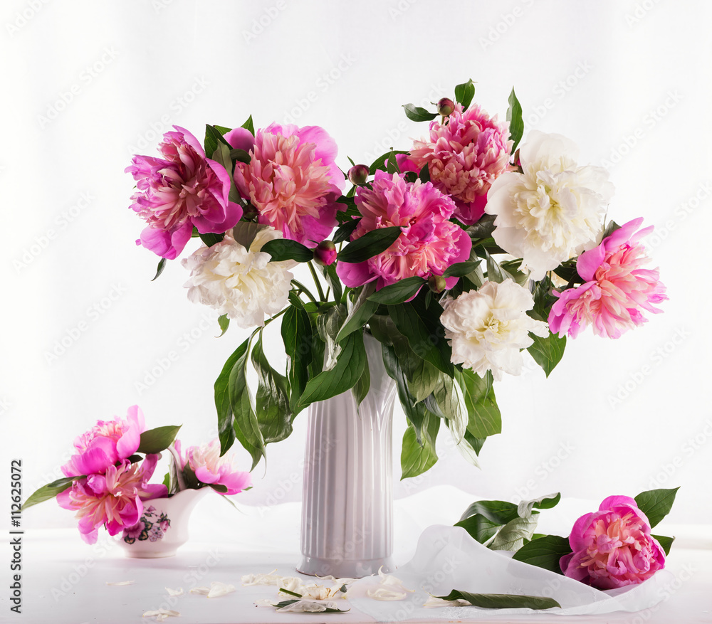 Bouquet of pink and white peonies