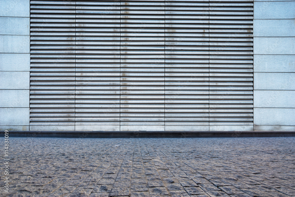 textured wall and empty floor