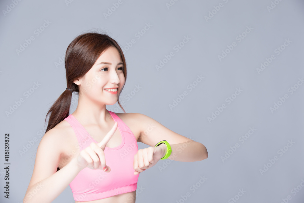 sport woman wearing smart watch