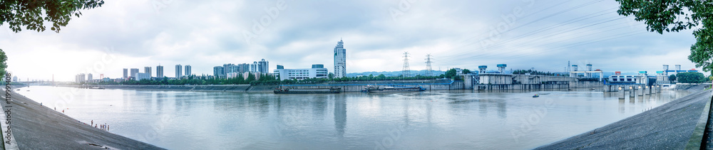 葛洲坝，江闸