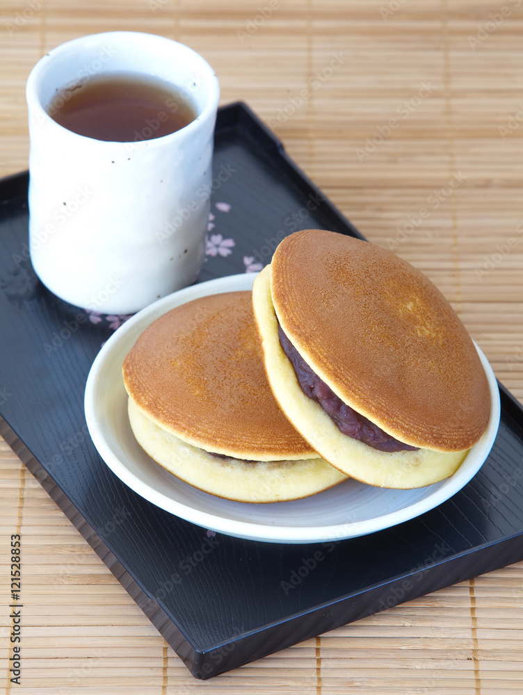 Dorayaki，日本传统红豆煎饼甜点