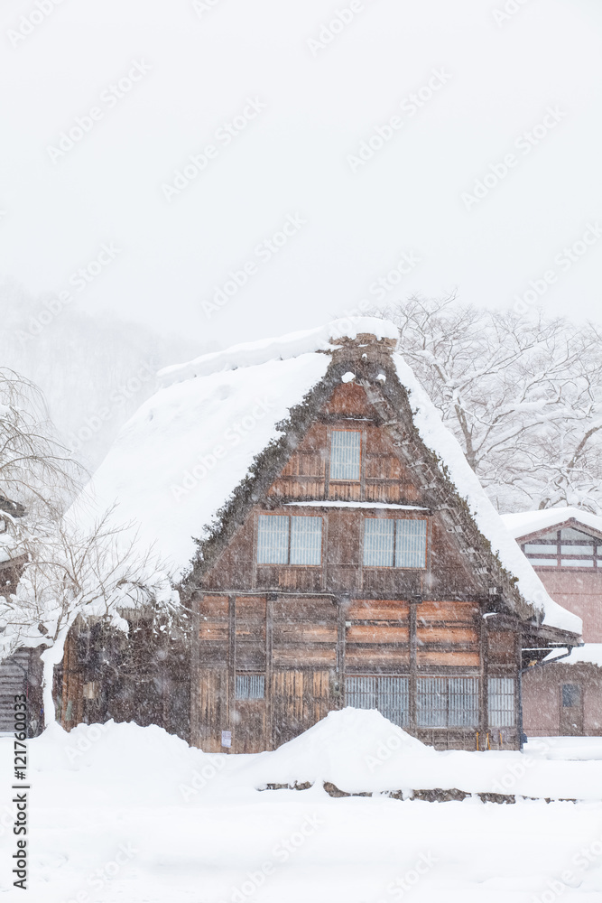 世界遗产白川村，冬天有雪