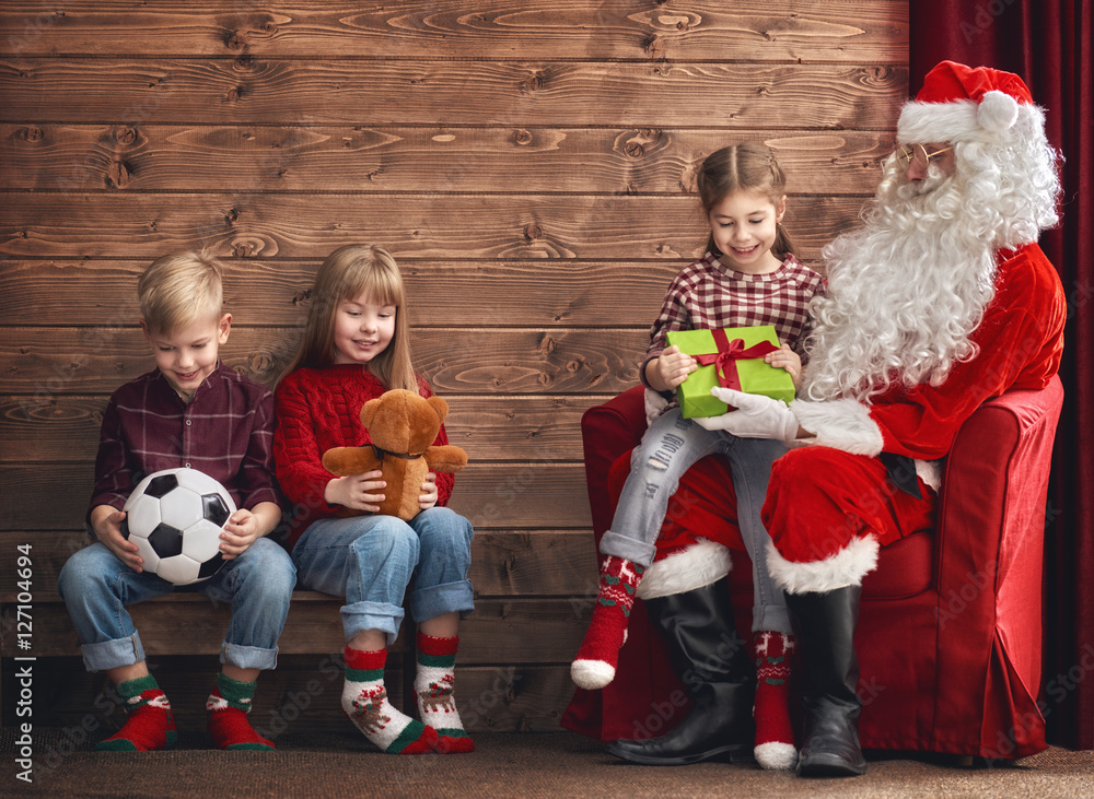 kids and Santa Claus