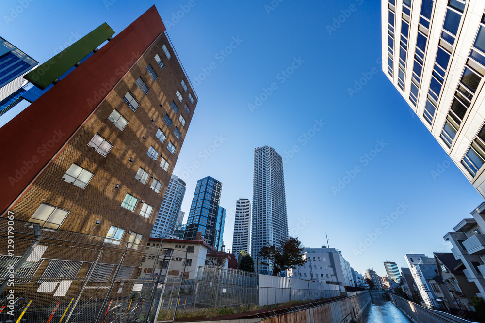 東京のビル群