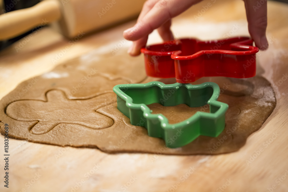 Making Christmas gingerbread cookies