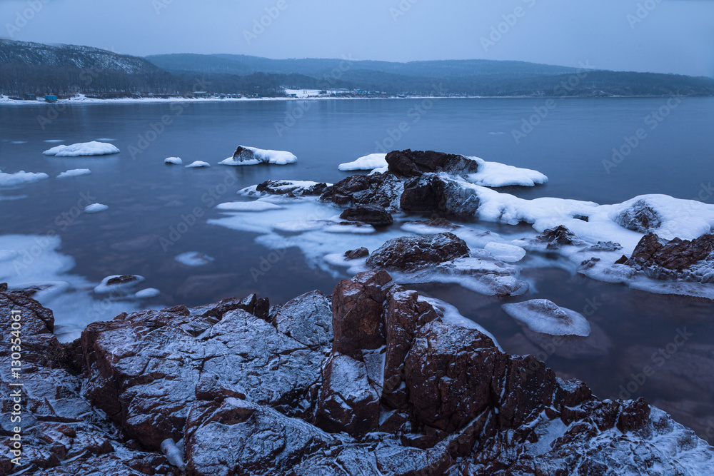 Winter sea and ice