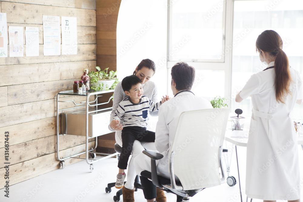 Mother and child are consulted at hospital