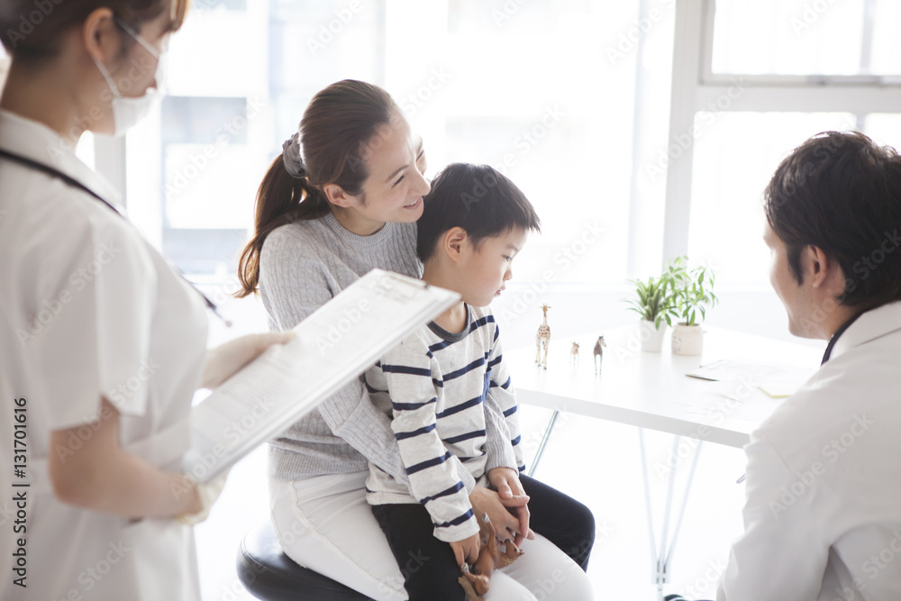 Parents and children are visiting a hospital