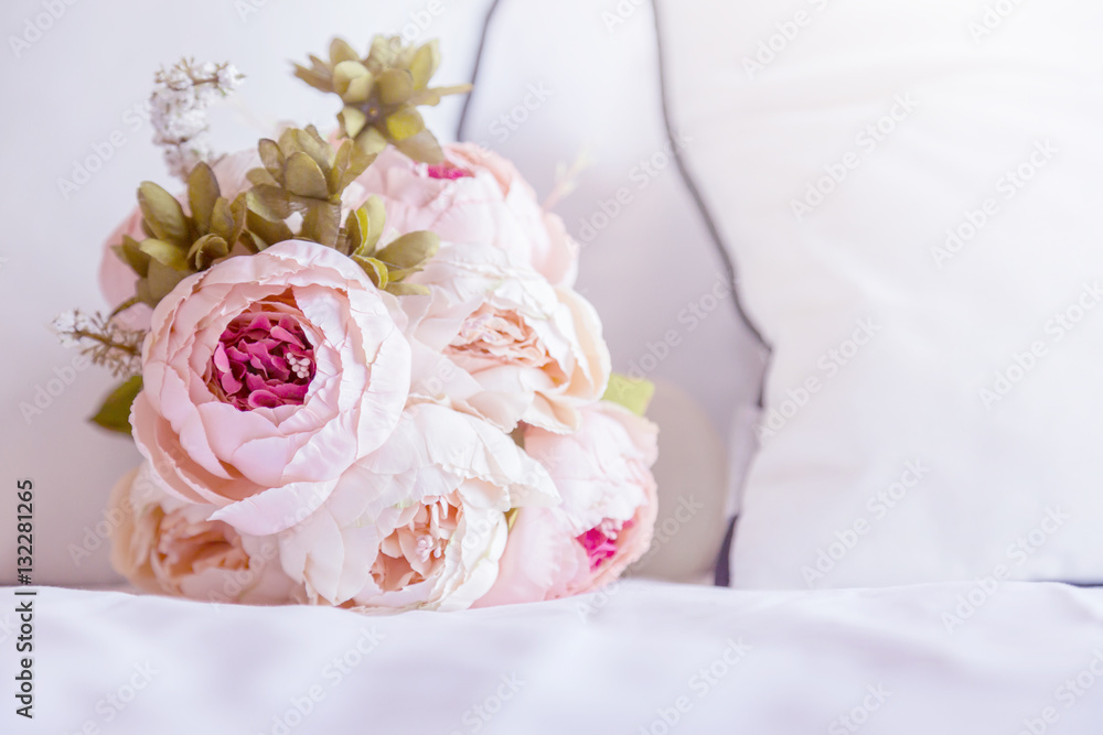 Pink roses on the bokeh background, Roses on the pink background