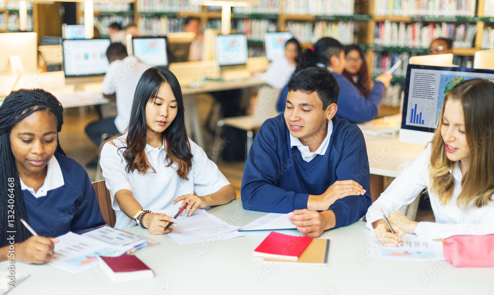 Student Classmate Friends Understanding Study Concept