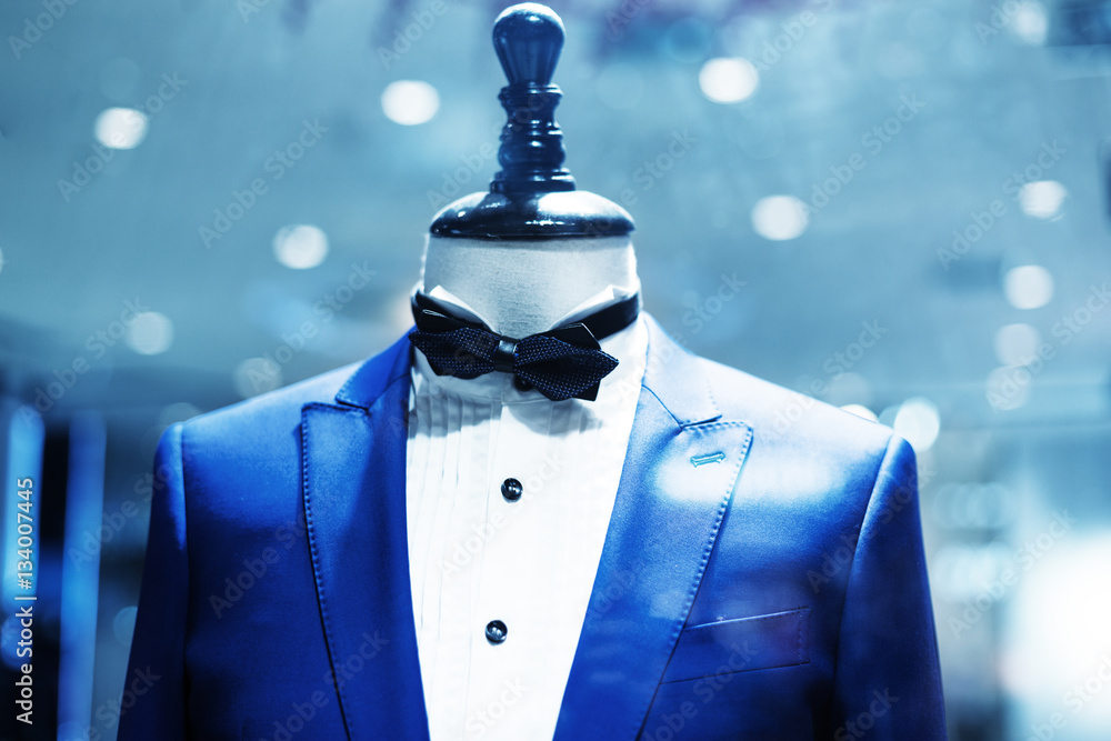 mens business suit on mannequin