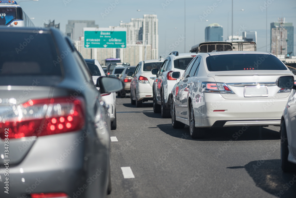 row of car with traffic jam