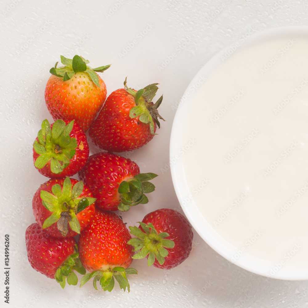 Fresh Strawberries with yogurt