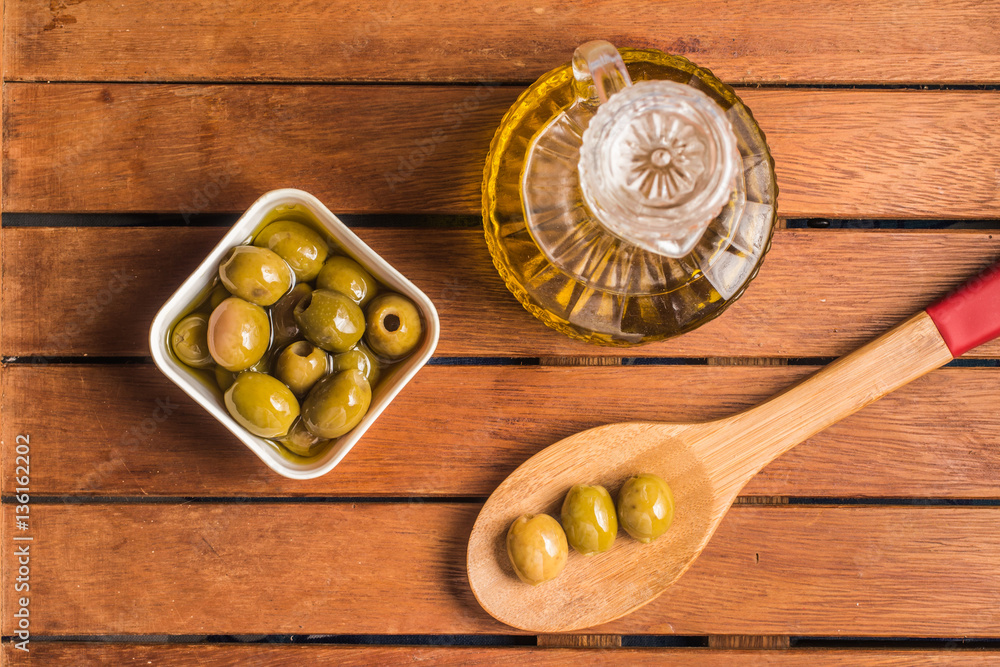 Green Olives and Oil