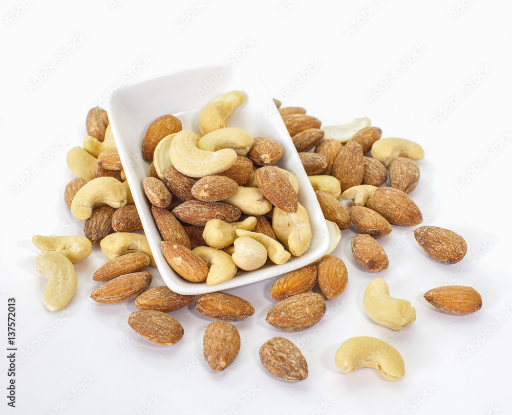 Close - up Healthy mixed nuts , Almond , Cashews nut