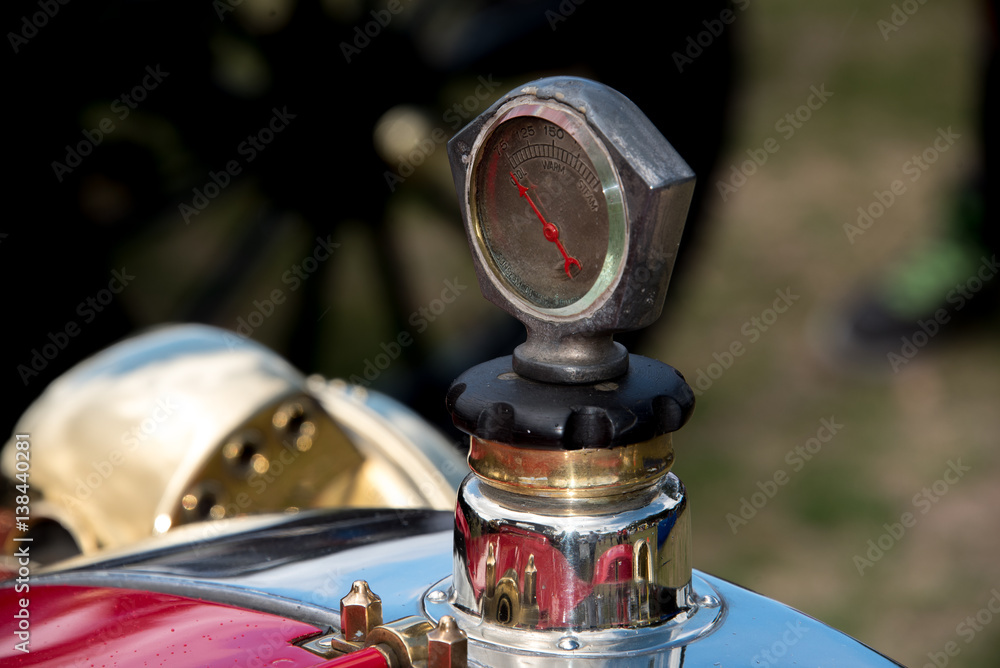 Oil thermometer of a vintage car