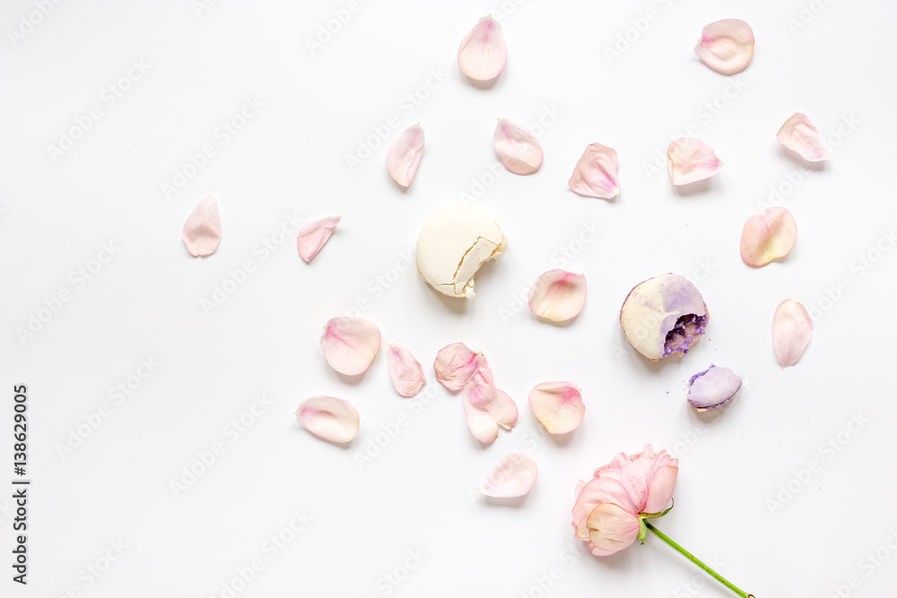 light breakfast disign with flowers on white table top view mock up