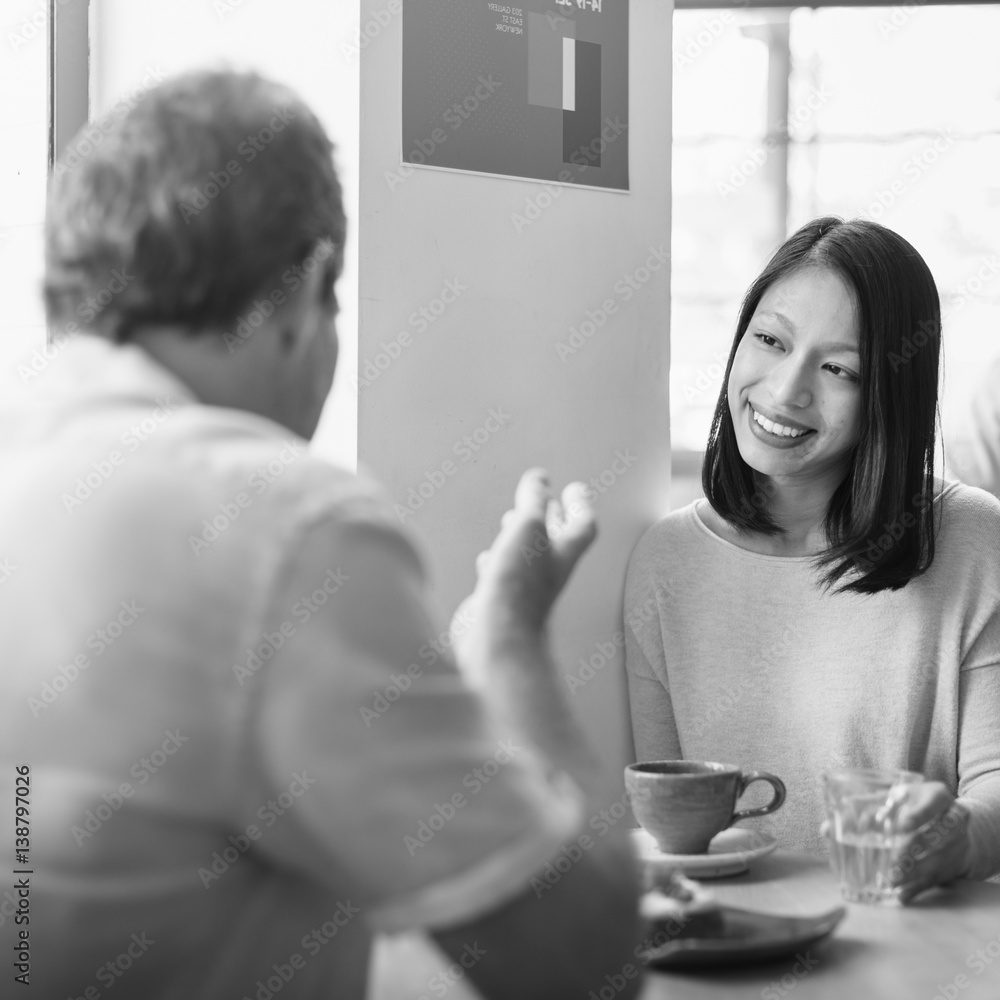 咖啡店休闲生活方式约会人群概念