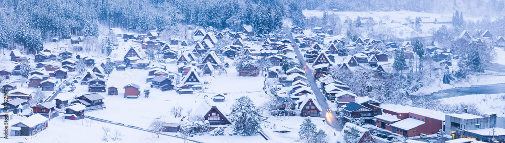 世界遗产白川村，冬天有雪