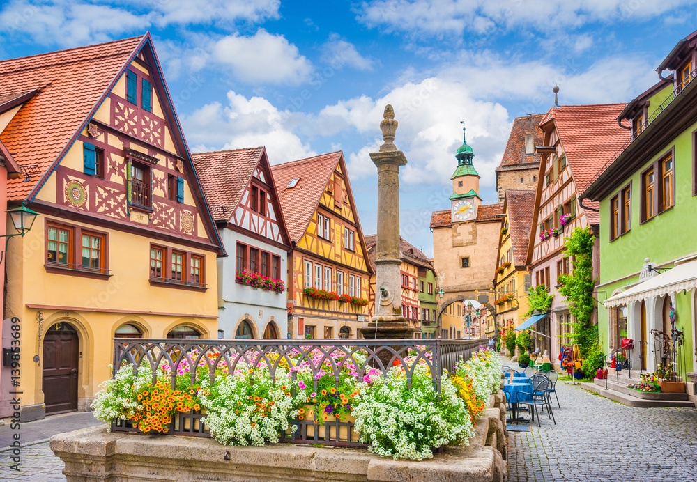 Medieval town of Rothenburg ob der Tauber, Bavaria, Germany