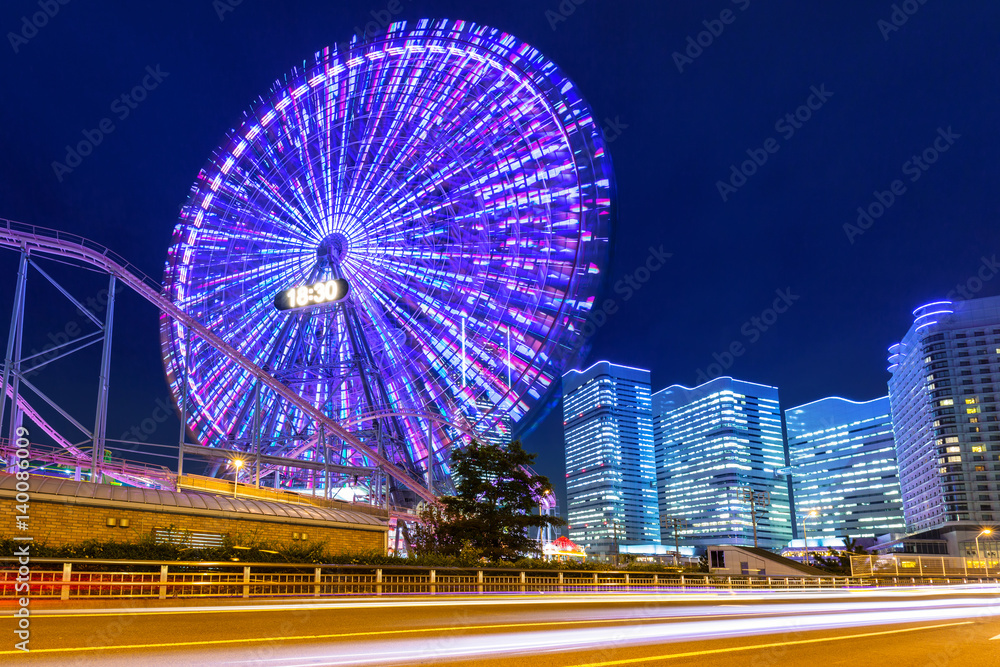 日本横滨夜晚的城市景观