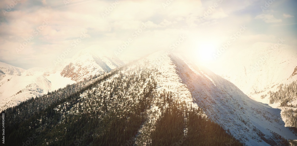 雪山美景