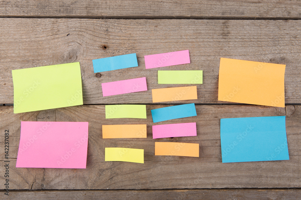 sticky notes on the wooden board