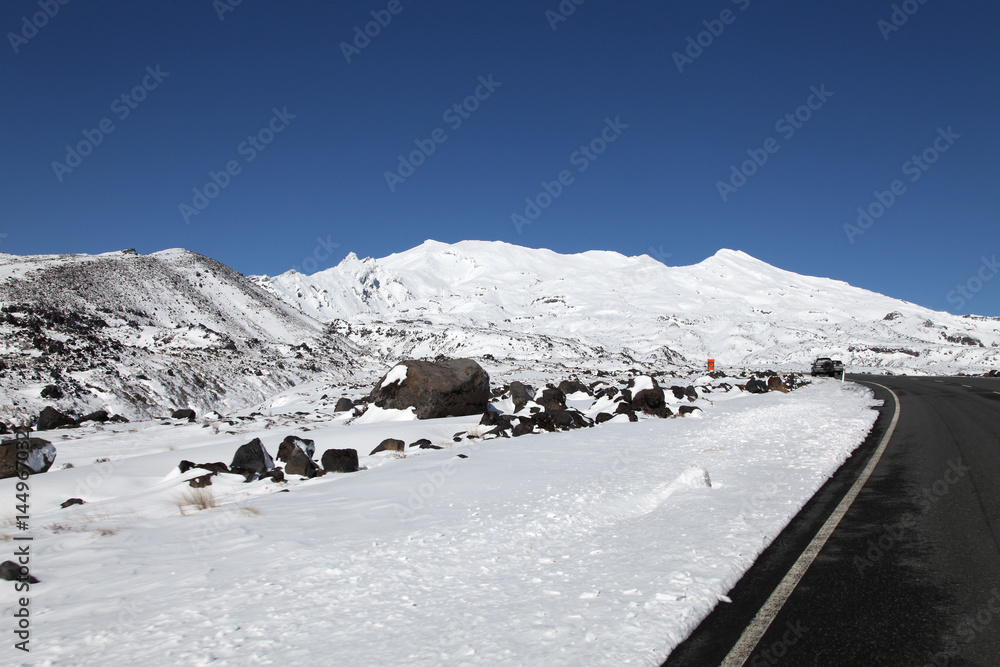 新西兰鲁阿佩胡山滑雪场布鲁斯路