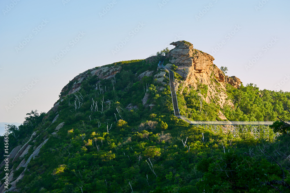 和喜腾全球地质公园青山区风景区