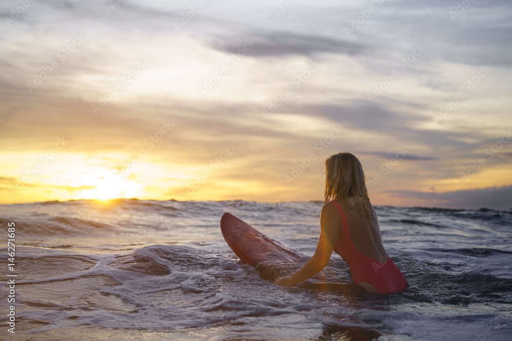 Active surfer