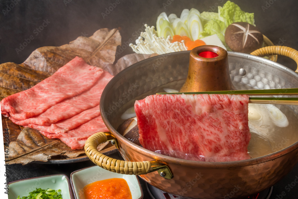 一般的なしゃぶしゃぶ　Common shabu-shabu Japanese food