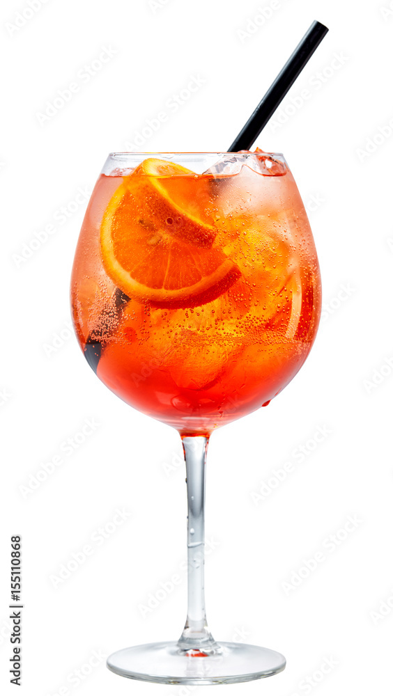 一杯aperol雪碧鸡尾酒