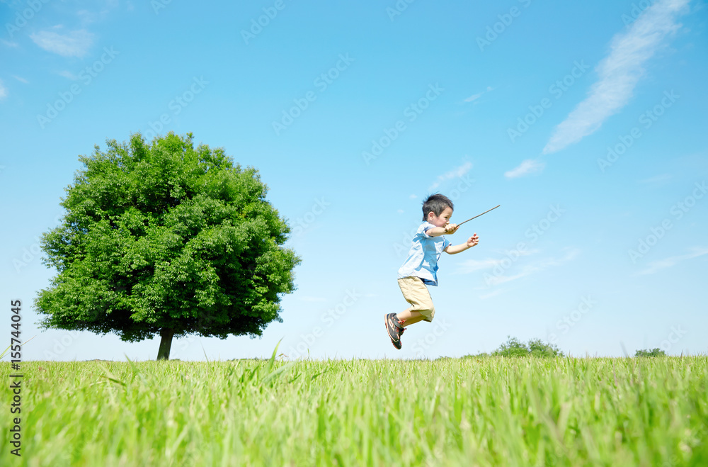 男の子　遊ぶ