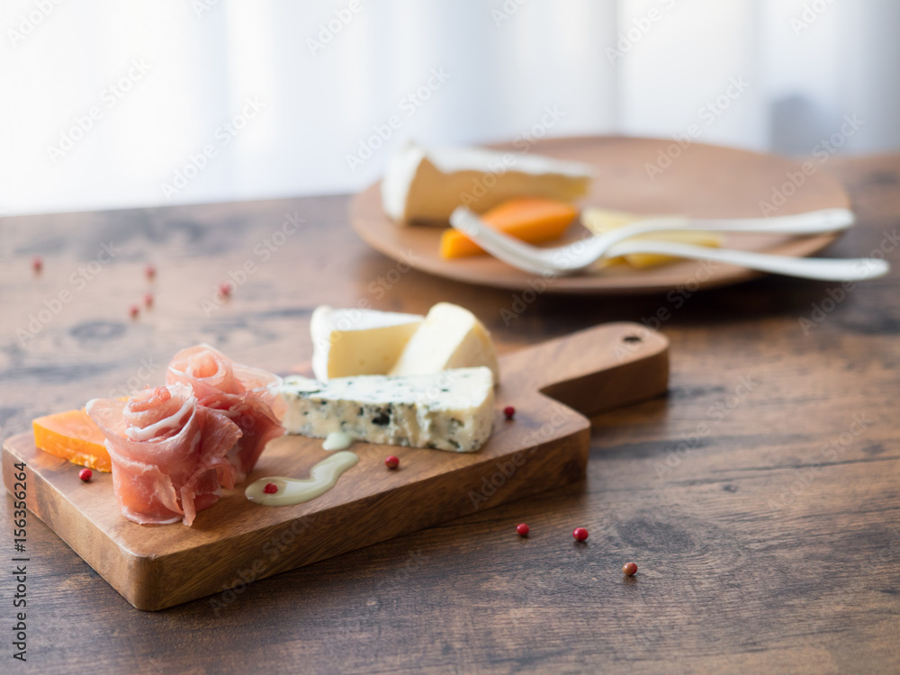 cheeze appetizer on slate