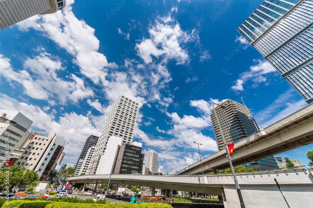 東京のビル群