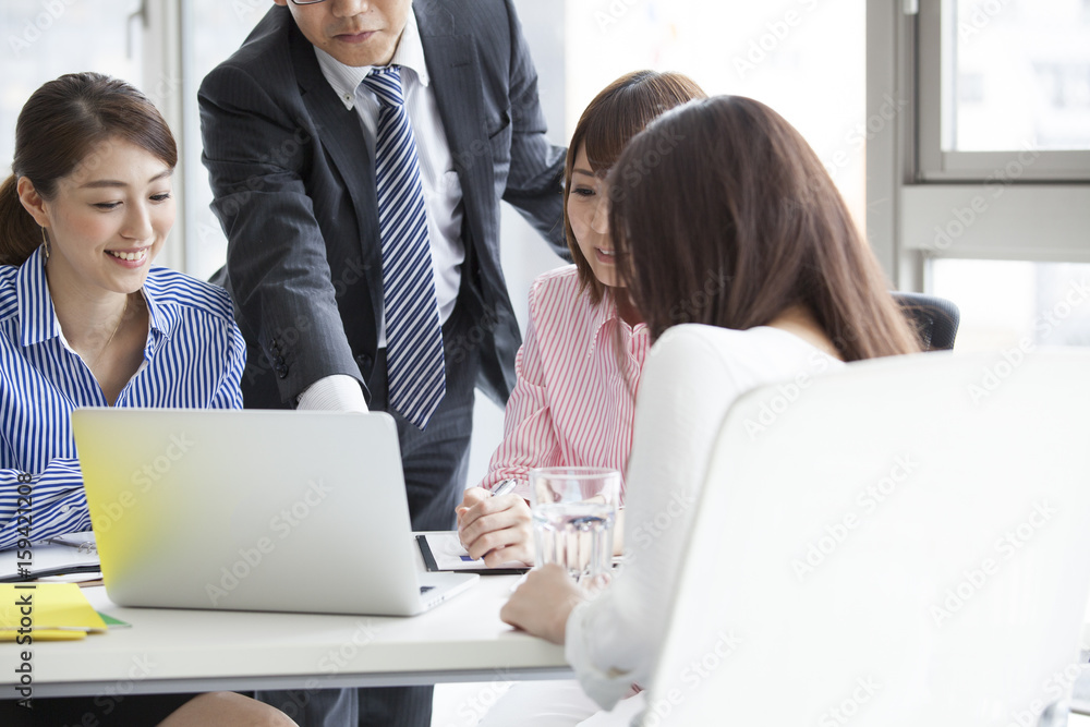 男性建议女性工作