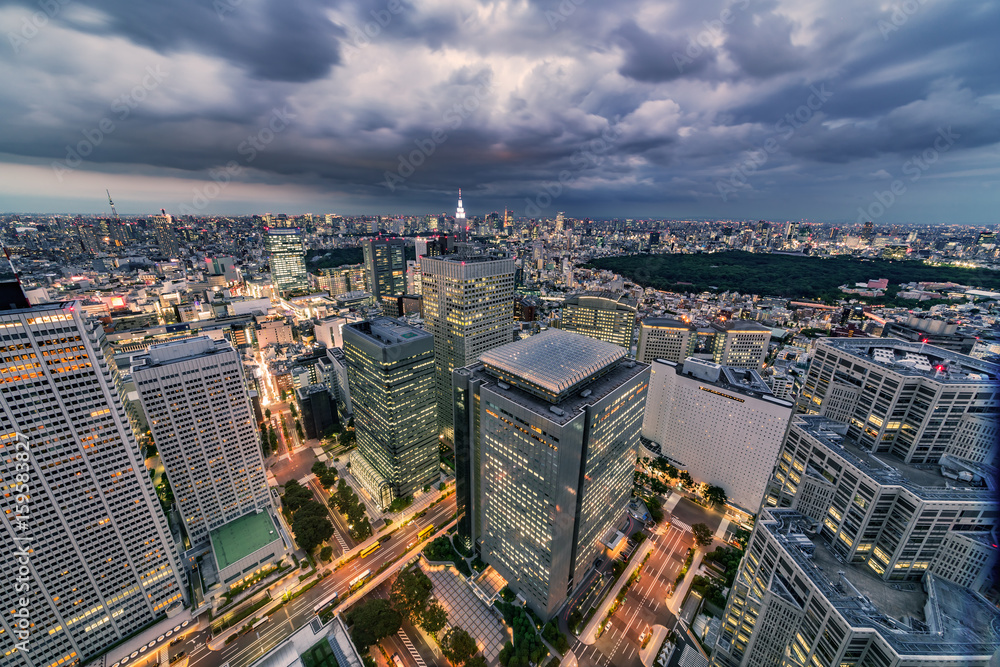 東京の空