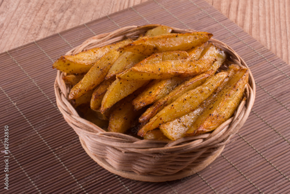 带辣椒粉的乡村Frech Fries