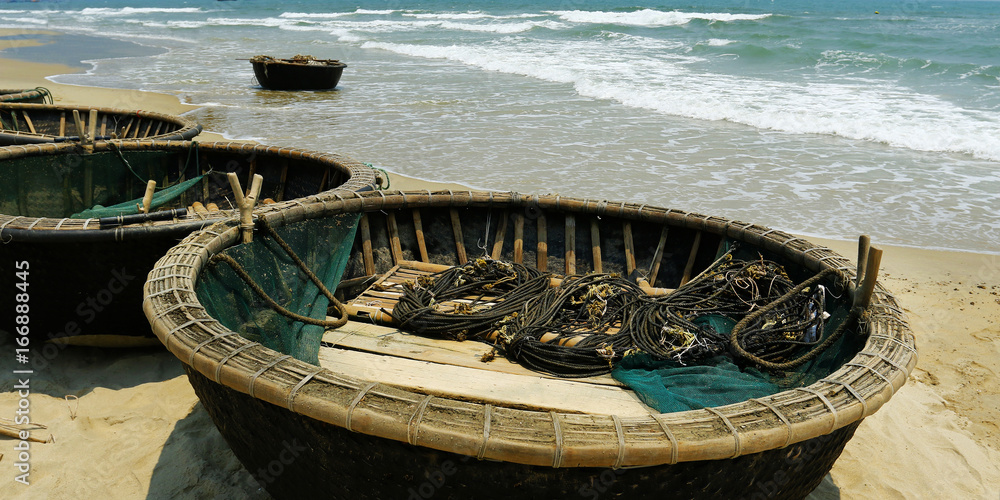 circular boat Vietnam