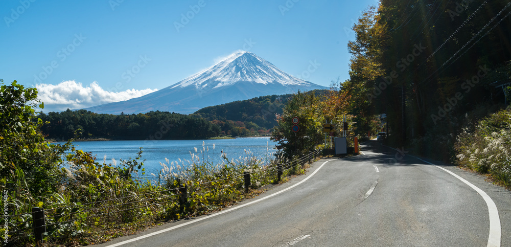 日本富士山和河口湖公路