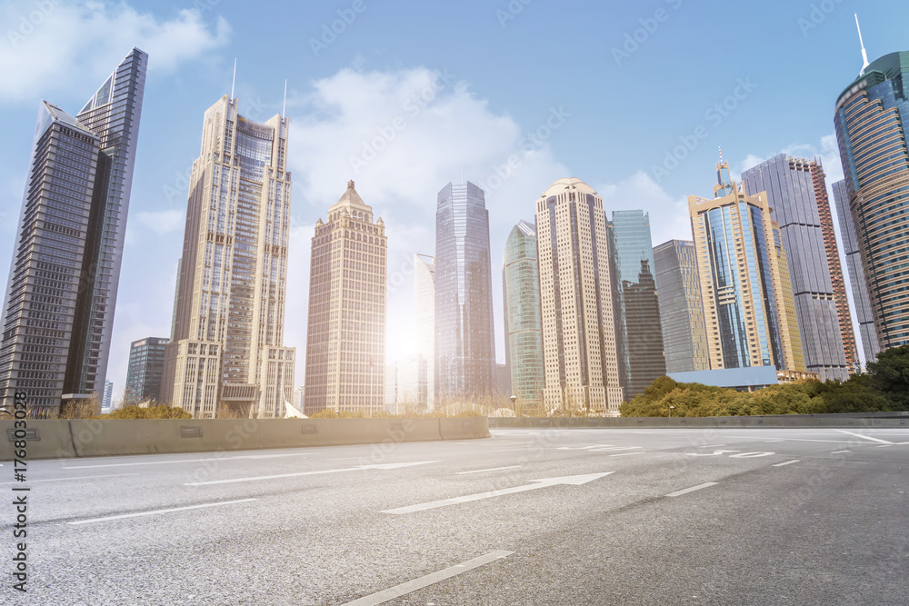 城市建筑景观道路与天际线