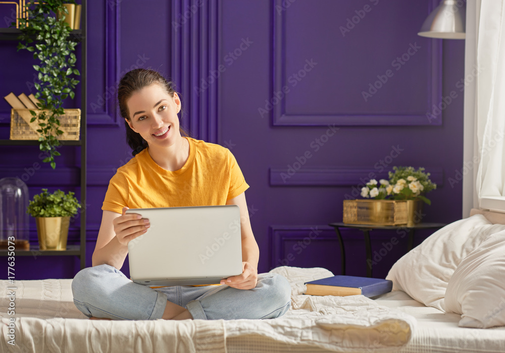 woman working on a laptop