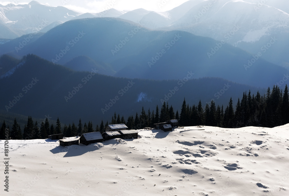 雪屋奇景