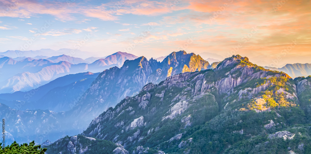 中国黄山山清水秀