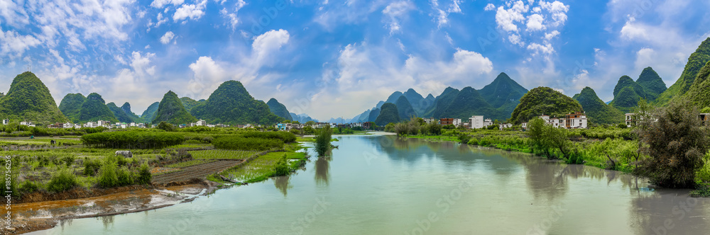 桂林漓江的美丽风景和河流